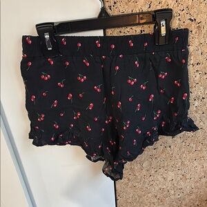 Black Cherry Print Ruffle Hem Short-Shorts